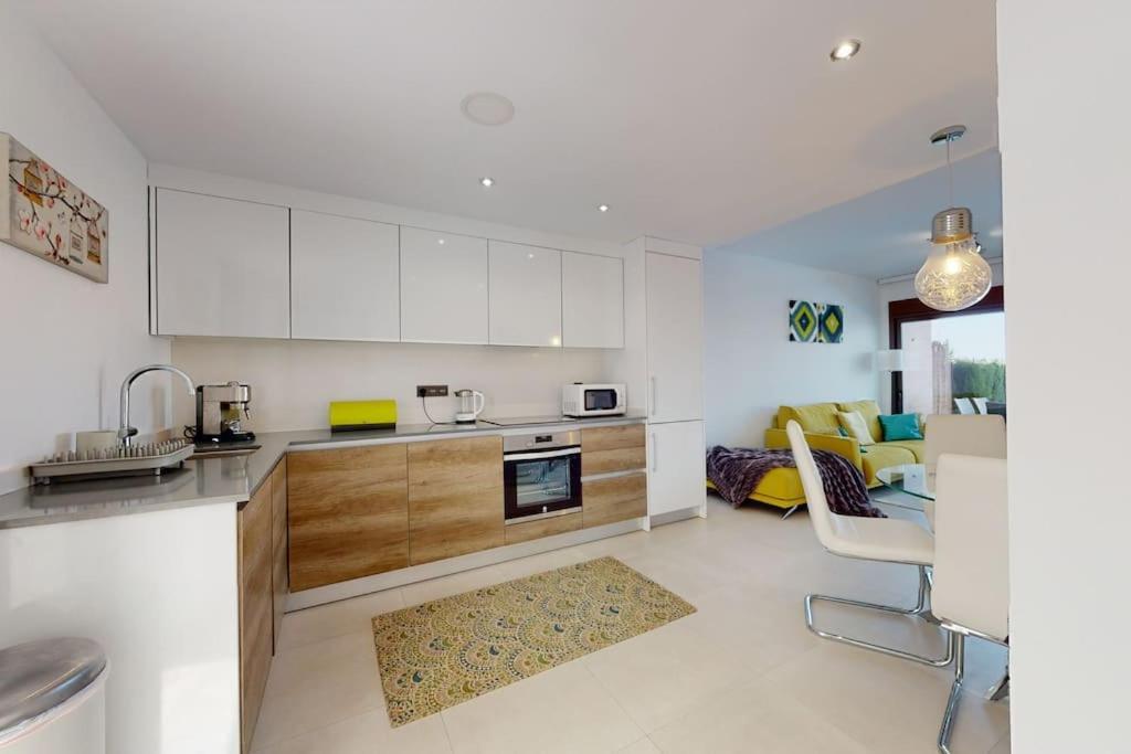Apartman S Vlastnim Bazenem 오리후엘라 외부 사진