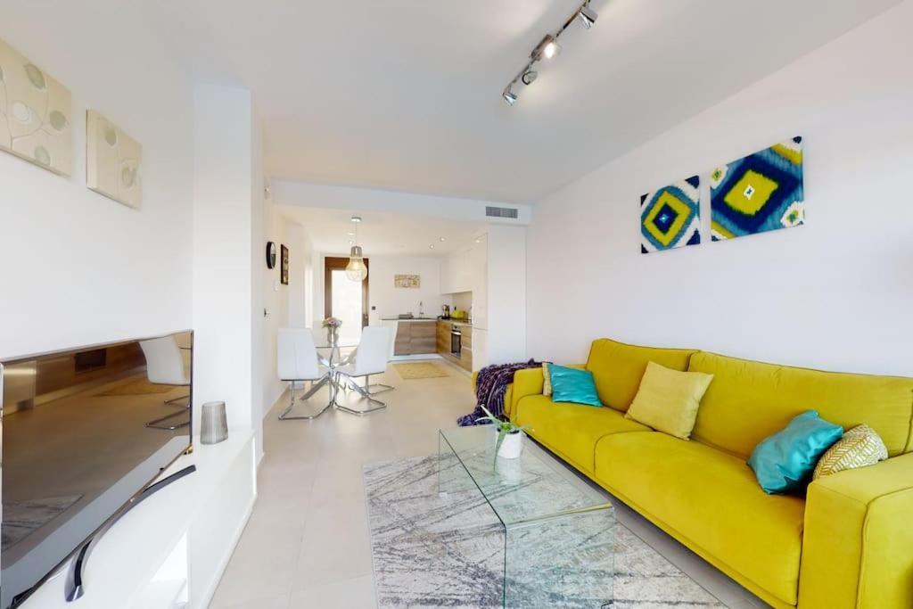 Apartman S Vlastnim Bazenem 오리후엘라 외부 사진